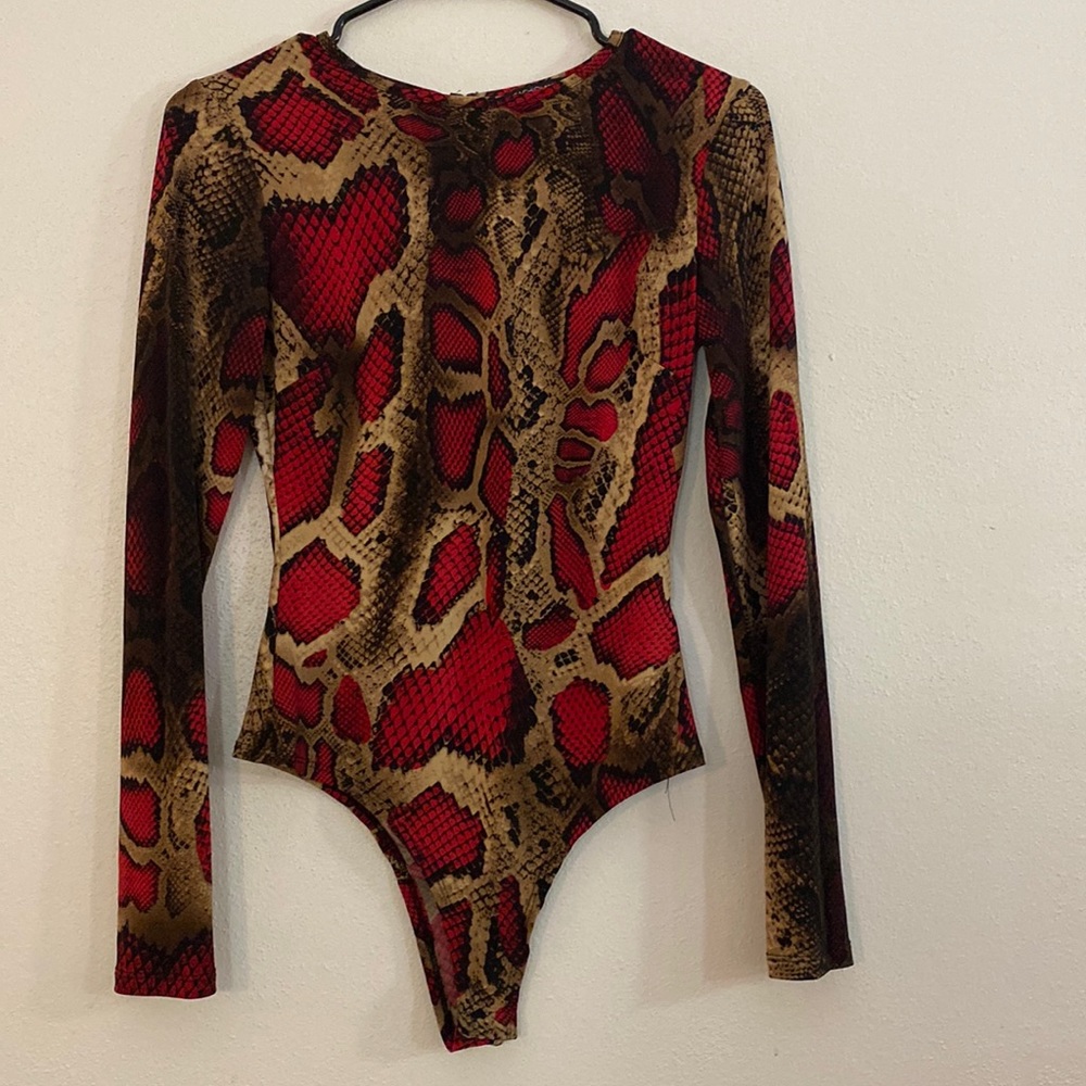 Women top